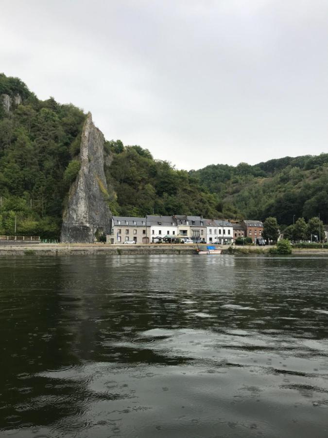 Au Rocher Dinant Eksteriør bilde